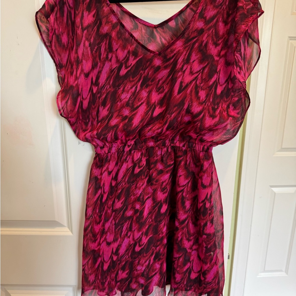 Express Pink and Black Blouse with Elegant Design